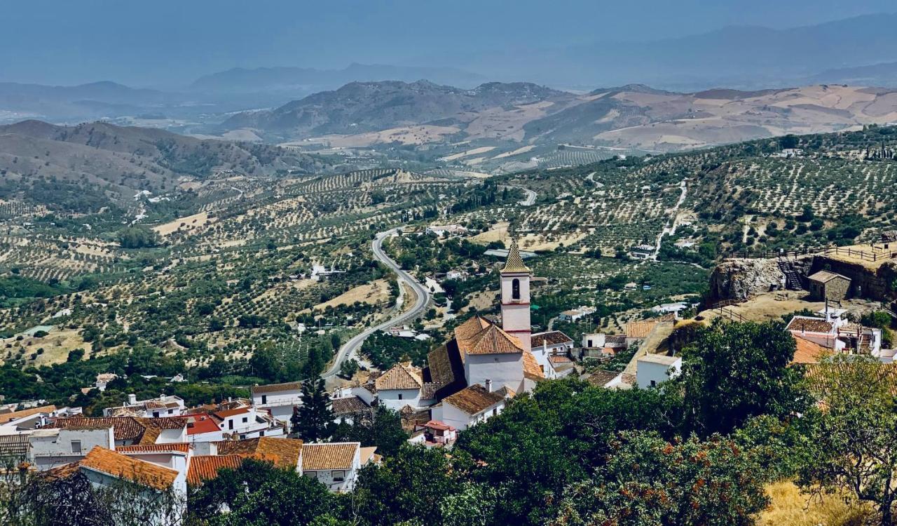 Spacious Villa With Exceptional Views In Malaga Casarabonela Екстериор снимка