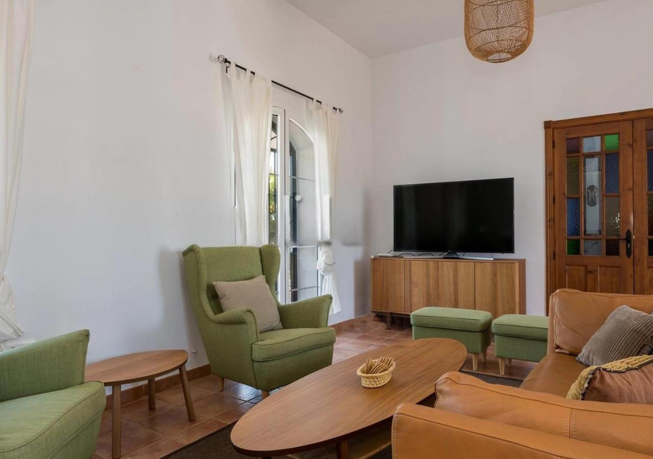 Spacious Villa With Exceptional Views In Malaga Casarabonela Екстериор снимка