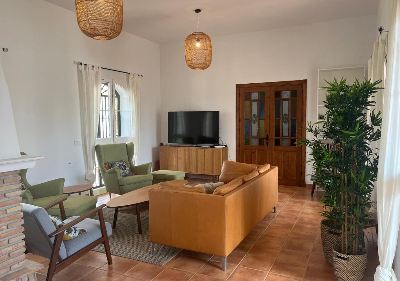 Spacious Villa With Exceptional Views In Malaga Casarabonela Екстериор снимка